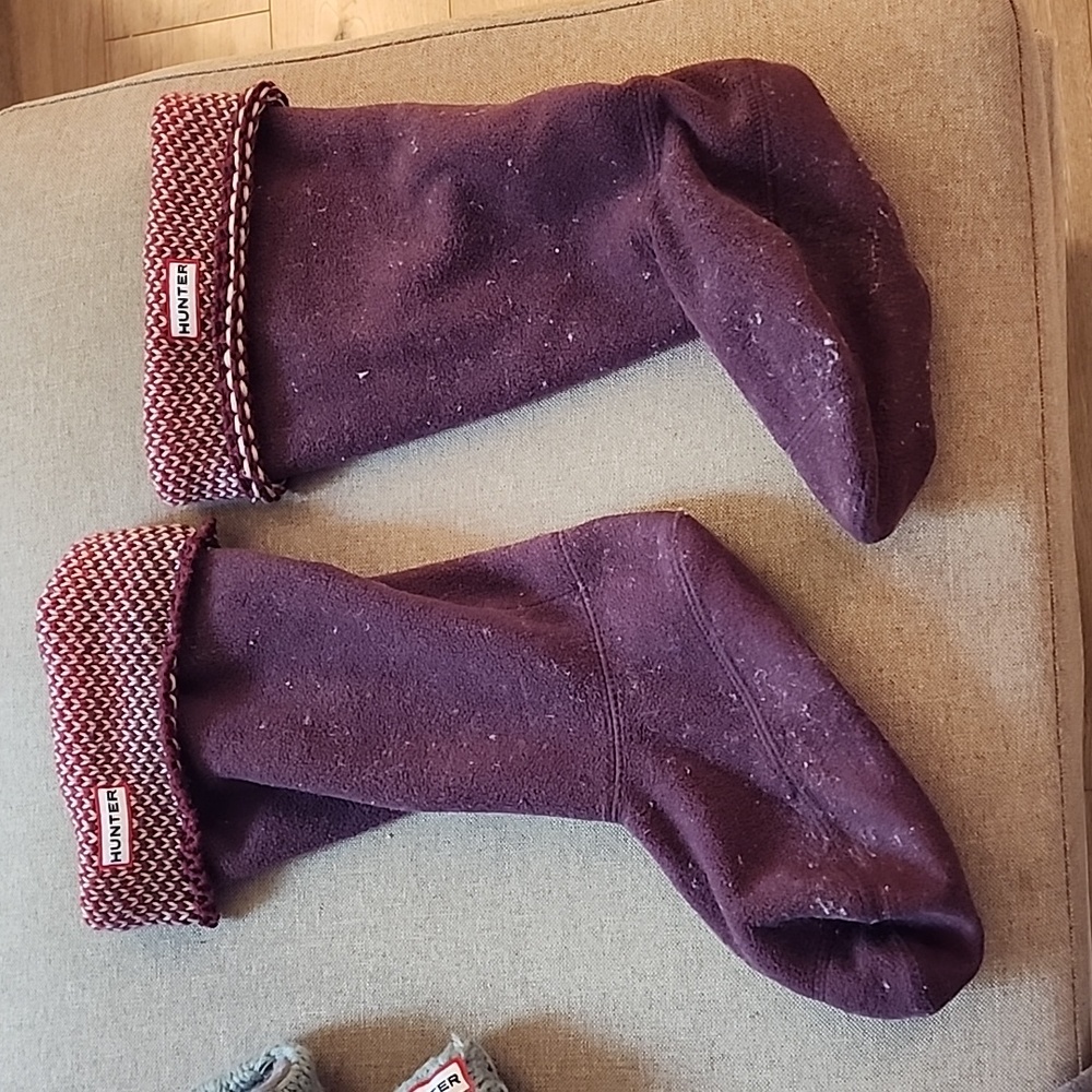 Hunter boot socks in burgandy